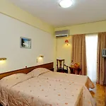 Nefeli 3*