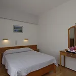 Nefeli Hotel