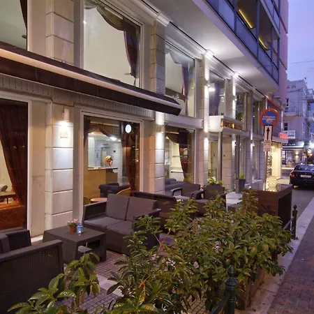 纳菲利酒店 3* 沃洛斯
