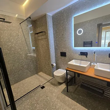 Hotel Nefeli 3*