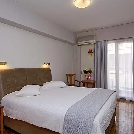 Hotel Nefeli 3*